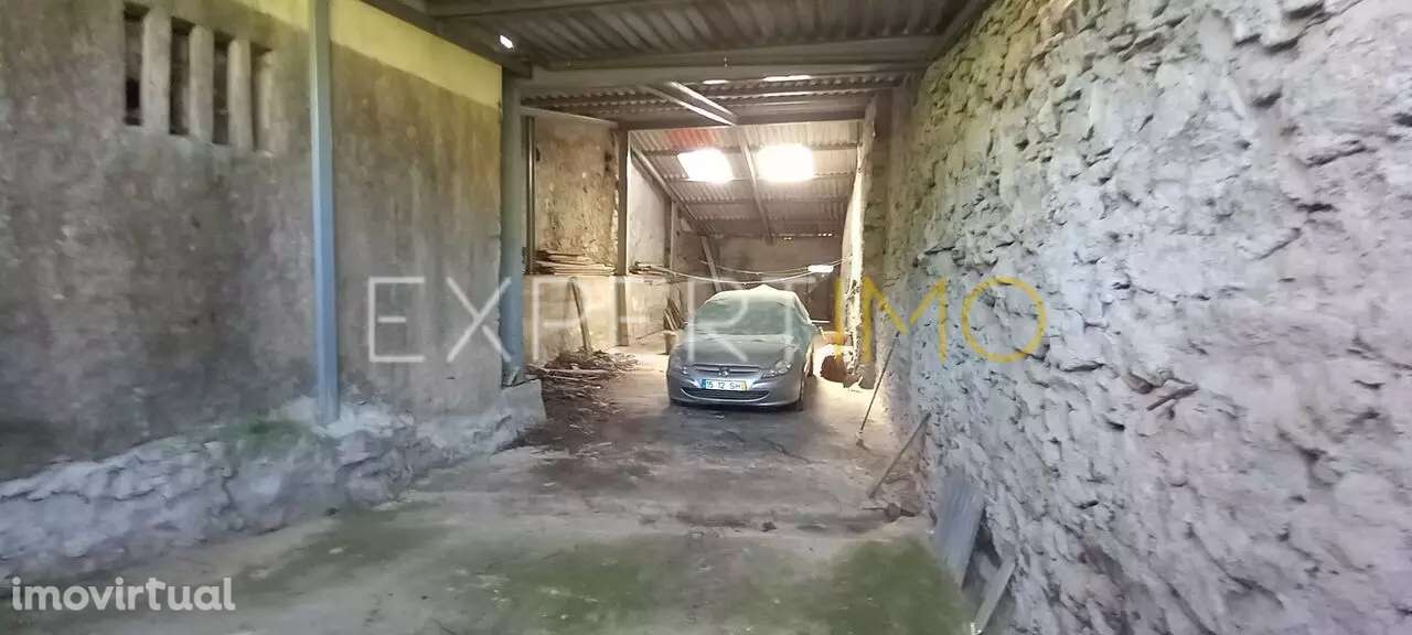 Casa Centenária em Pedra para Renovação - P. Natural de Montesinho... - Grande imagem: 2/13