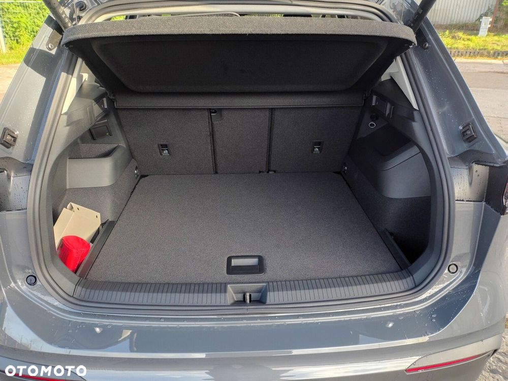 Volkswagen Tiguan - 25