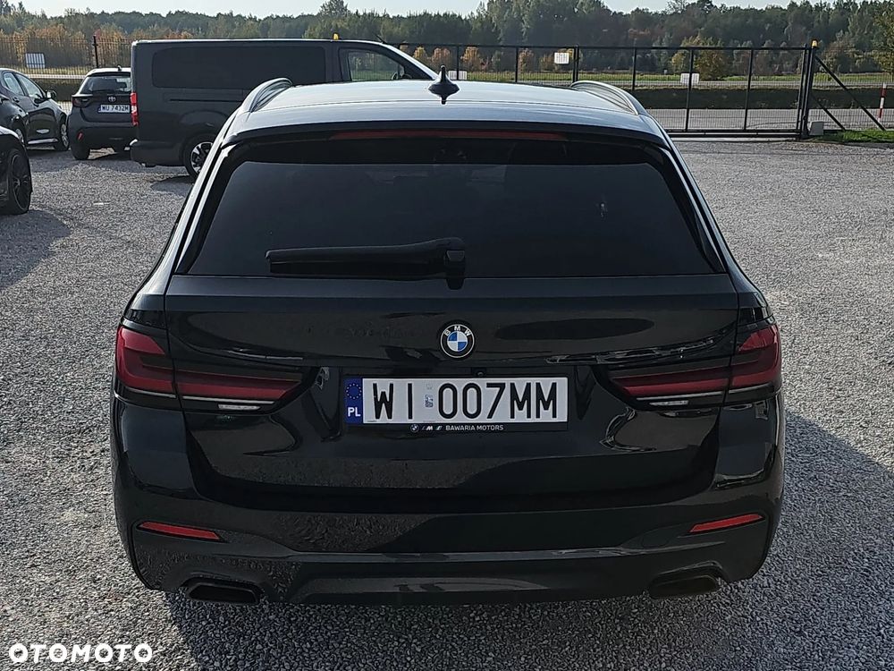 BMW Seria 5 540d xDrive mHEV M Sport sport - 6