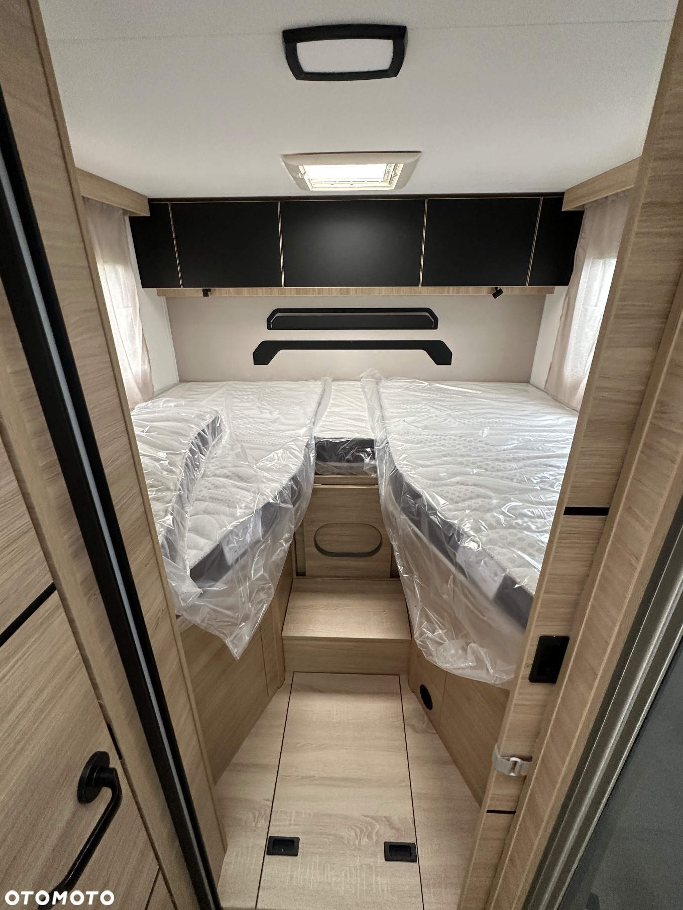 Ford CHAUSSON 777 ETAPE LINE - 24