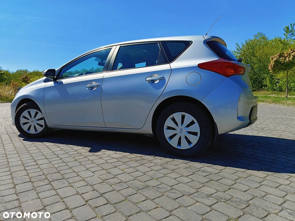 Toyota Auris 1.33 VVT-i Active - 17