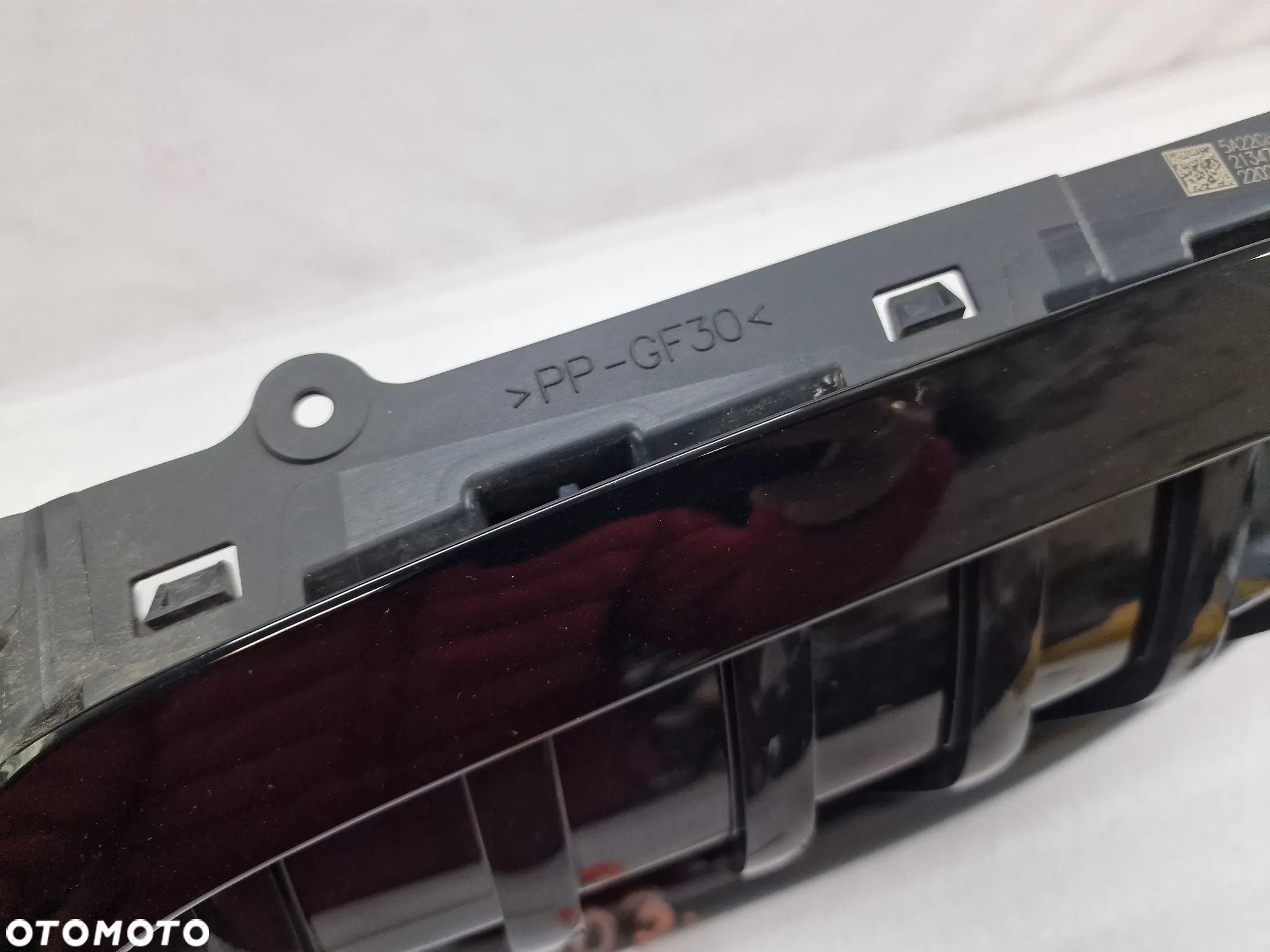 BMW G20 / G21 / G28 ATRAPA / GRILL ZDERZAKA PRZEDNIEGO PRZÓD + ŻALUZJA CZARNA W POŁYSKU , NR 187156-10 18715610 / 5A22C60 , NR AUKCJI GL703 - 19
