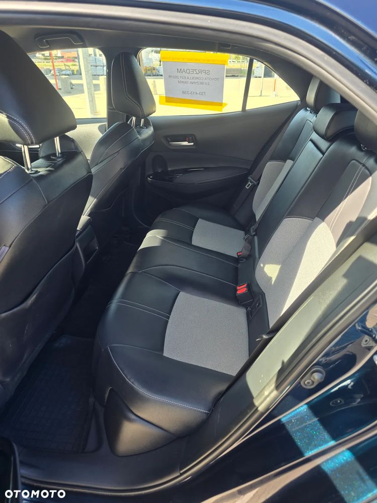 Toyota Corolla - 26