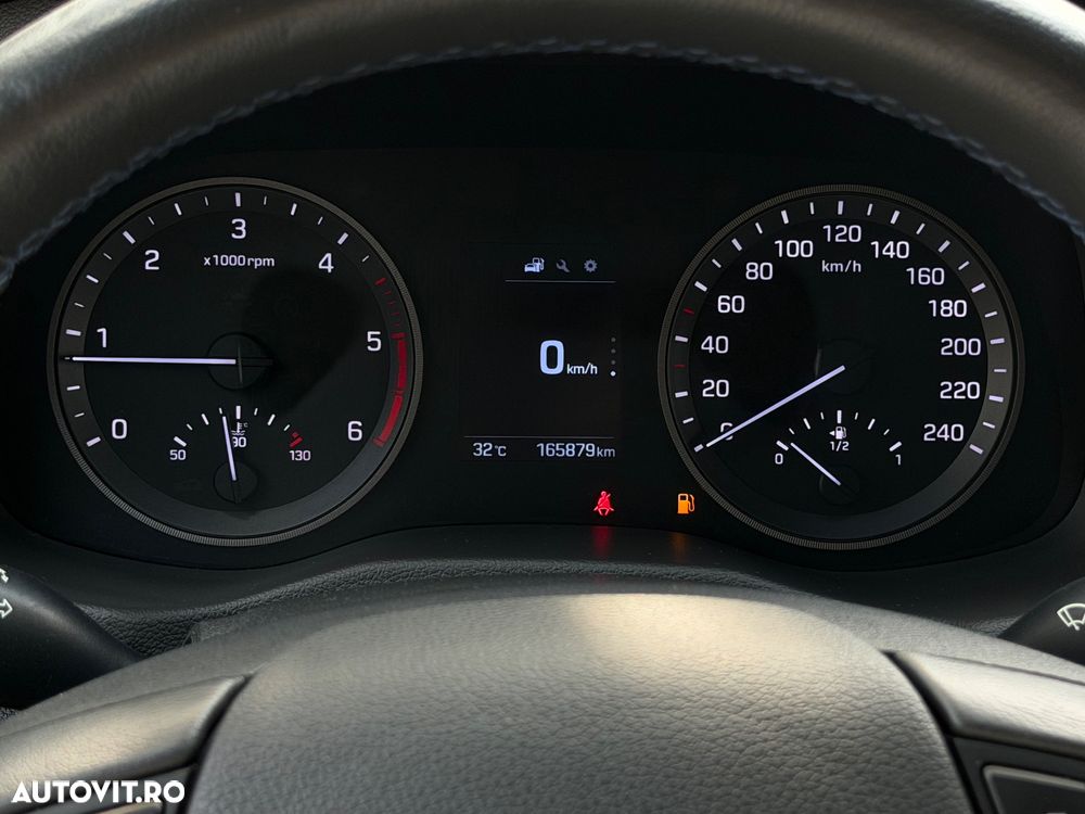 Hyundai Tucson blue 1.7 CRDi 2WD Trend - 27