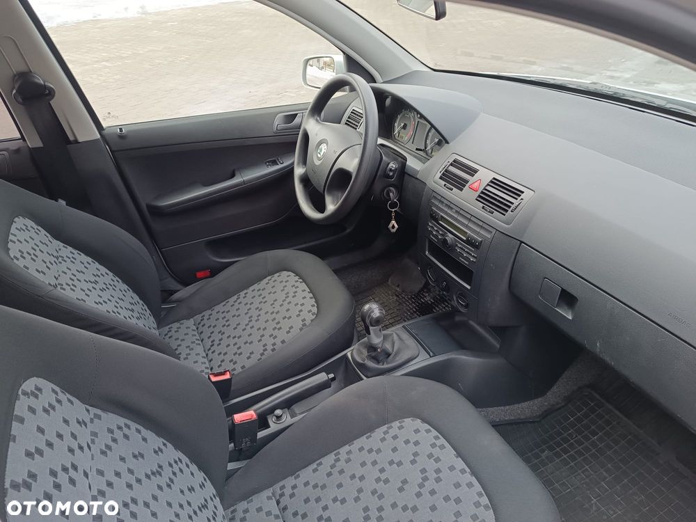 Skoda Fabia 1.4 16V Classic - 11