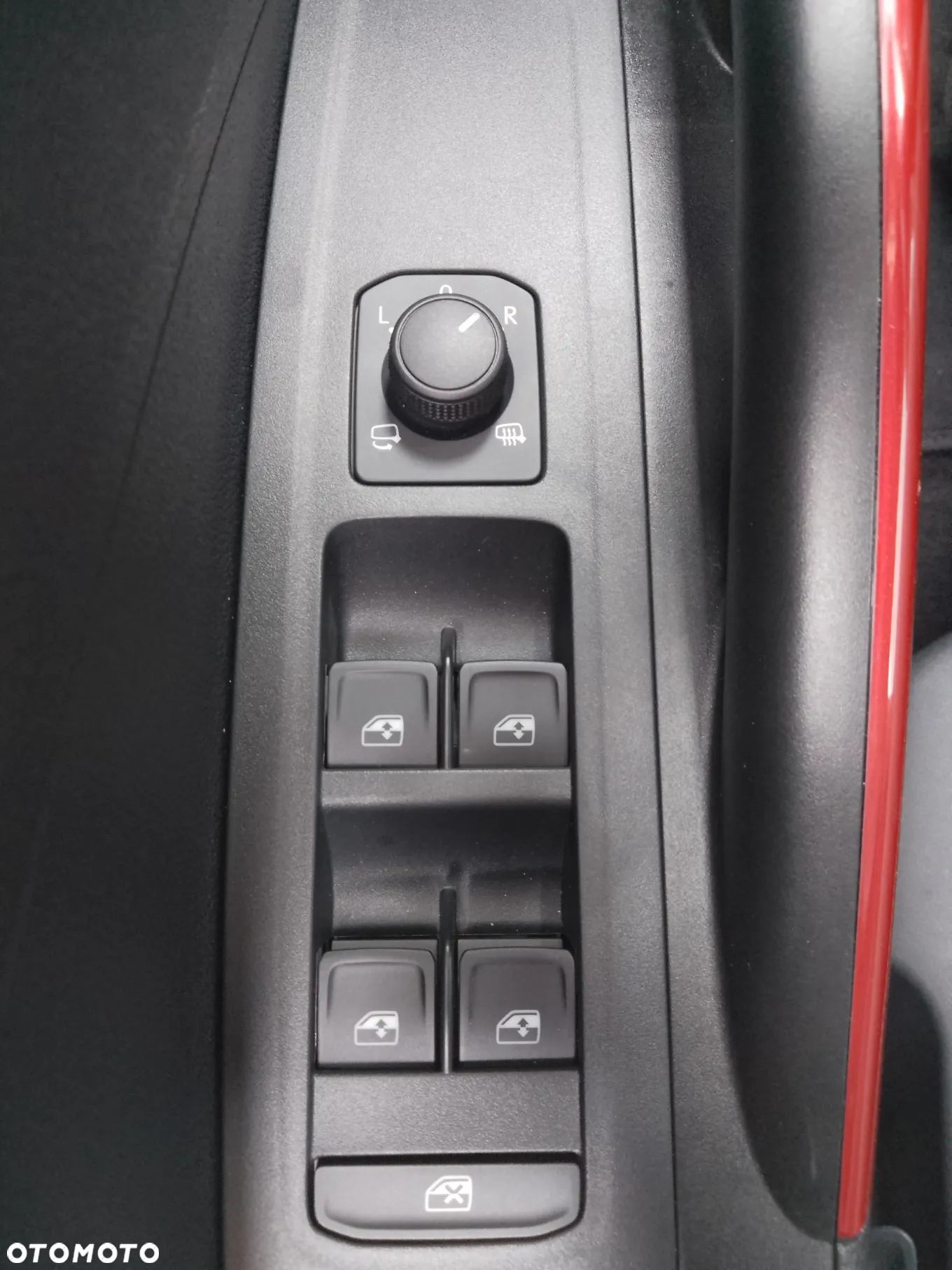 Skoda Fabia 1.0 TSI Monte Carlo - 27