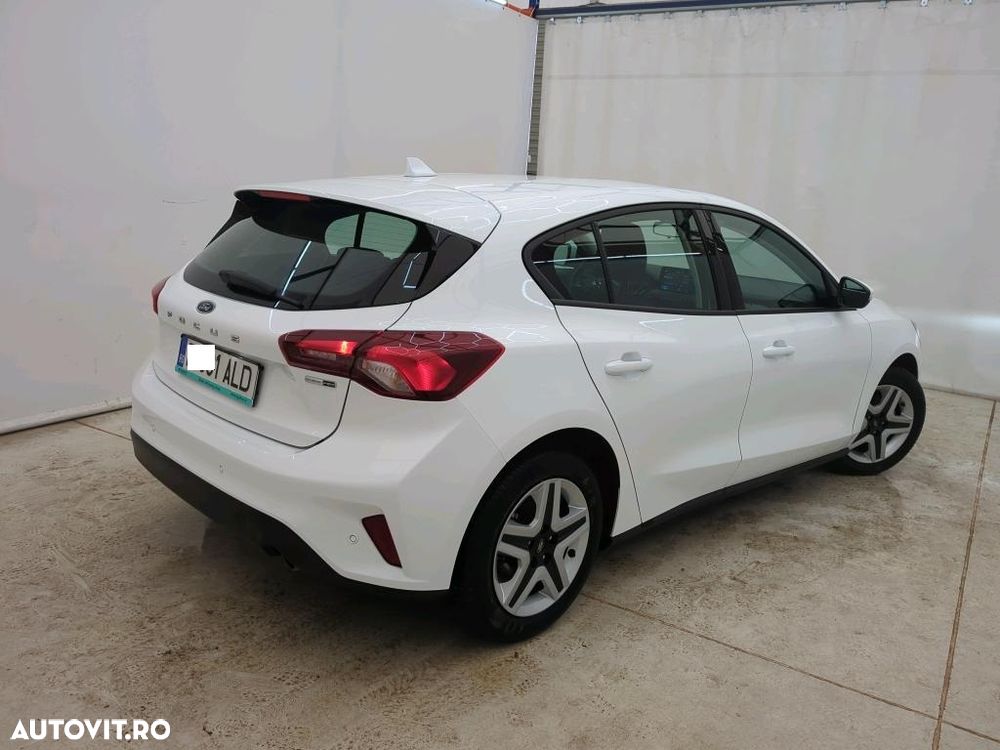 Ford Focus 1.0 EcoBoost Hybrid Aut. TITANIUM STYLE - 2