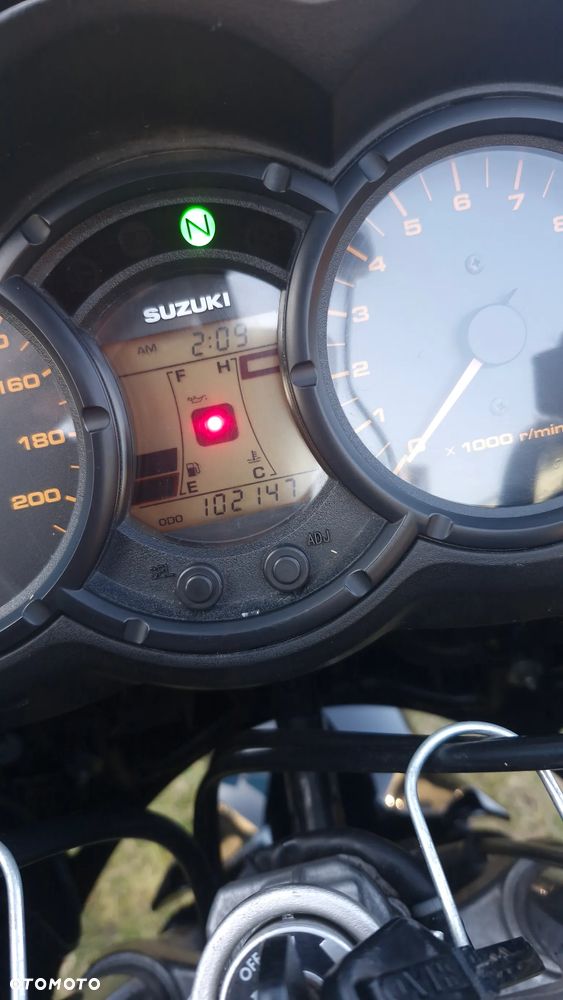 Suzuki DL - 4