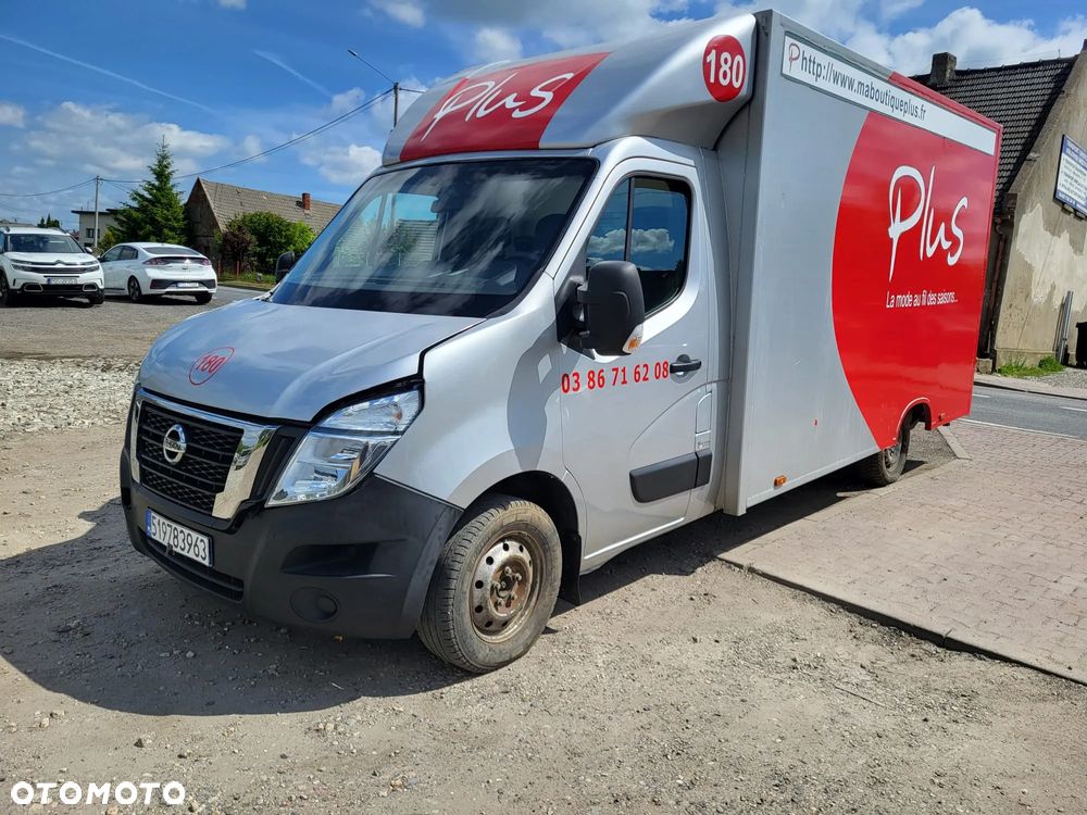 Nissan NV400 - 10