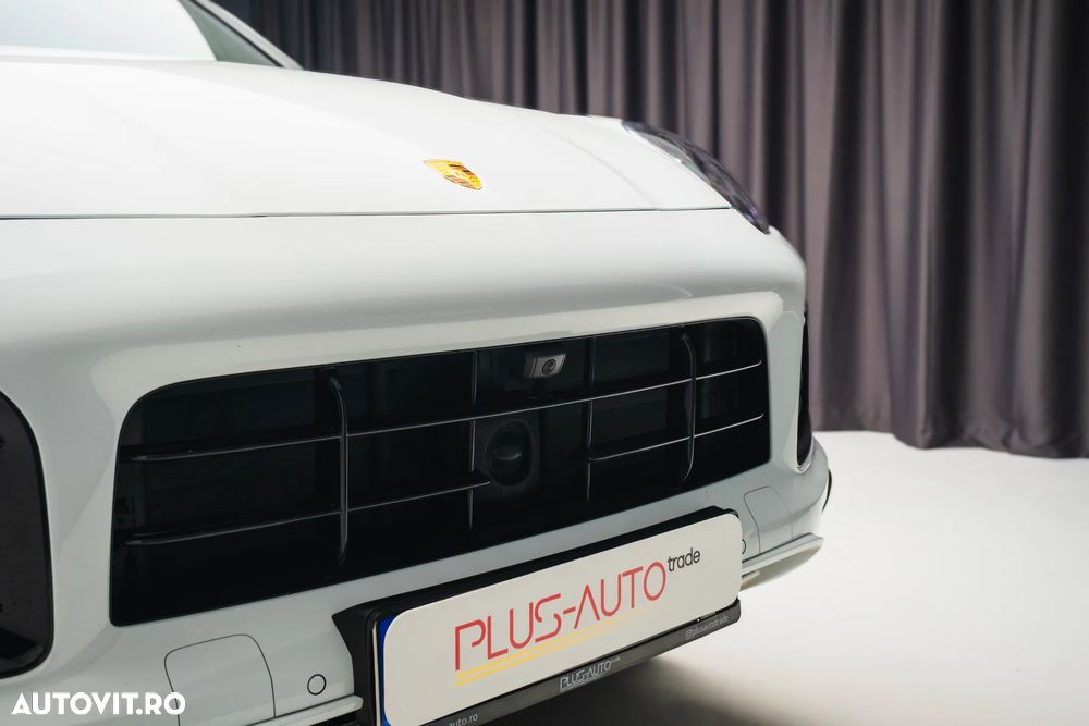 Porsche Cayenne E-Hybrid Tiptronic S Platinum Edition - 30