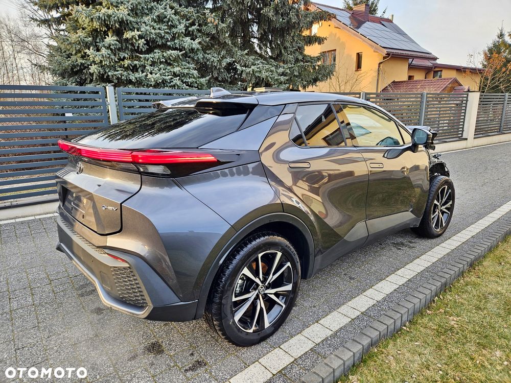 Toyota C-HR - 8