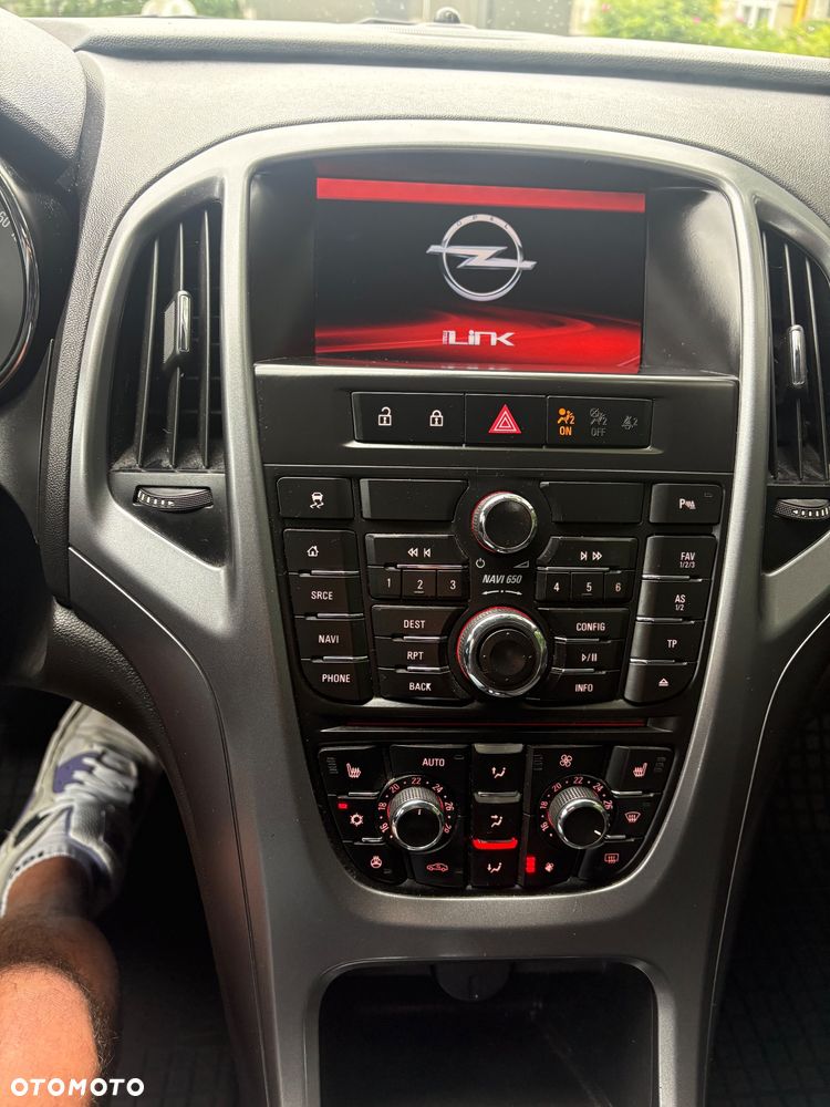 Opel Astra 1.4 T Cosmo - 3
