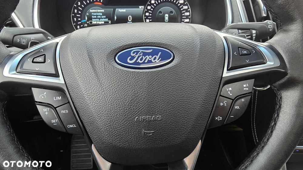 Ford Edge 2.0 EcoBlue Bi-Turbo 4x4 Vignale - 39