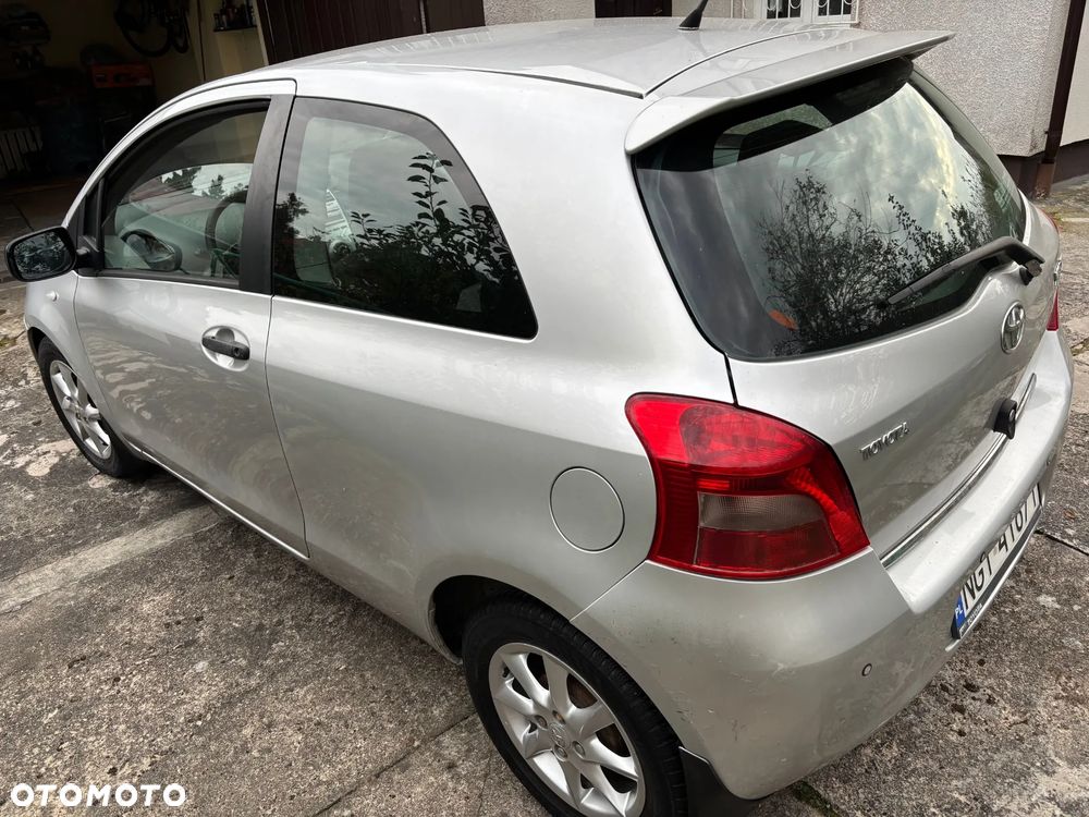 Toyota Yaris - 3