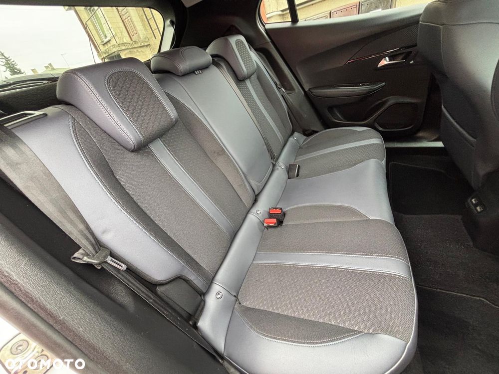 Peugeot 2008 1.5 BlueHDi GT Pack S&S EAT8 - 24