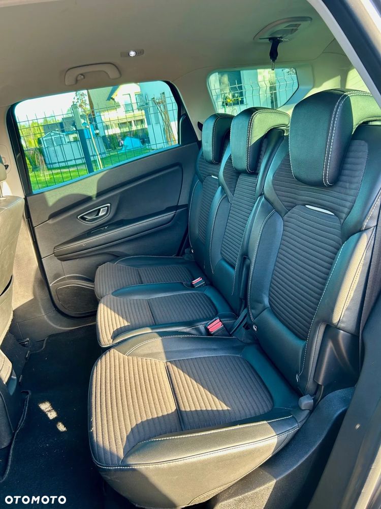 Renault Grand Scenic - 6