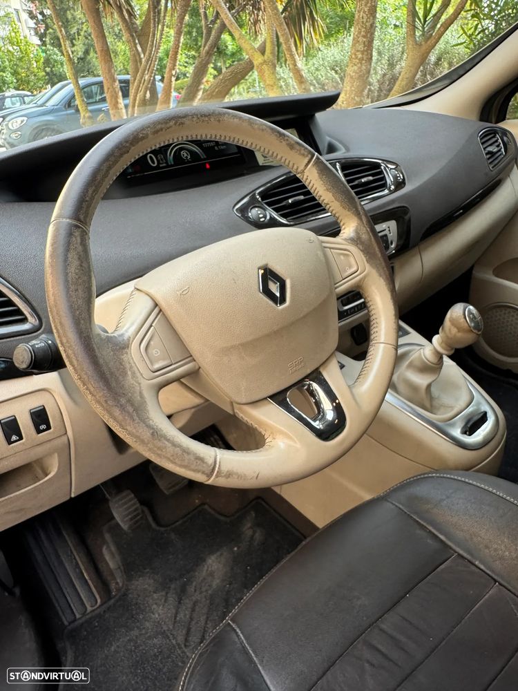 Renault Scénic - 12