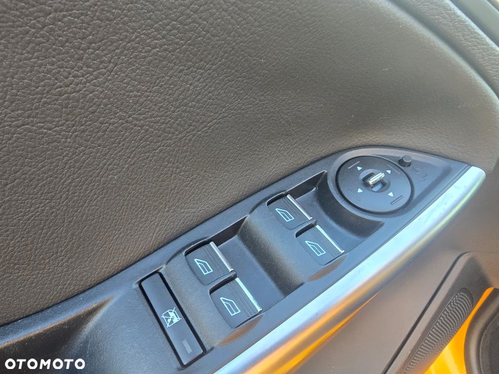 Ford Focus 2.0 EcoBoost ST - 20