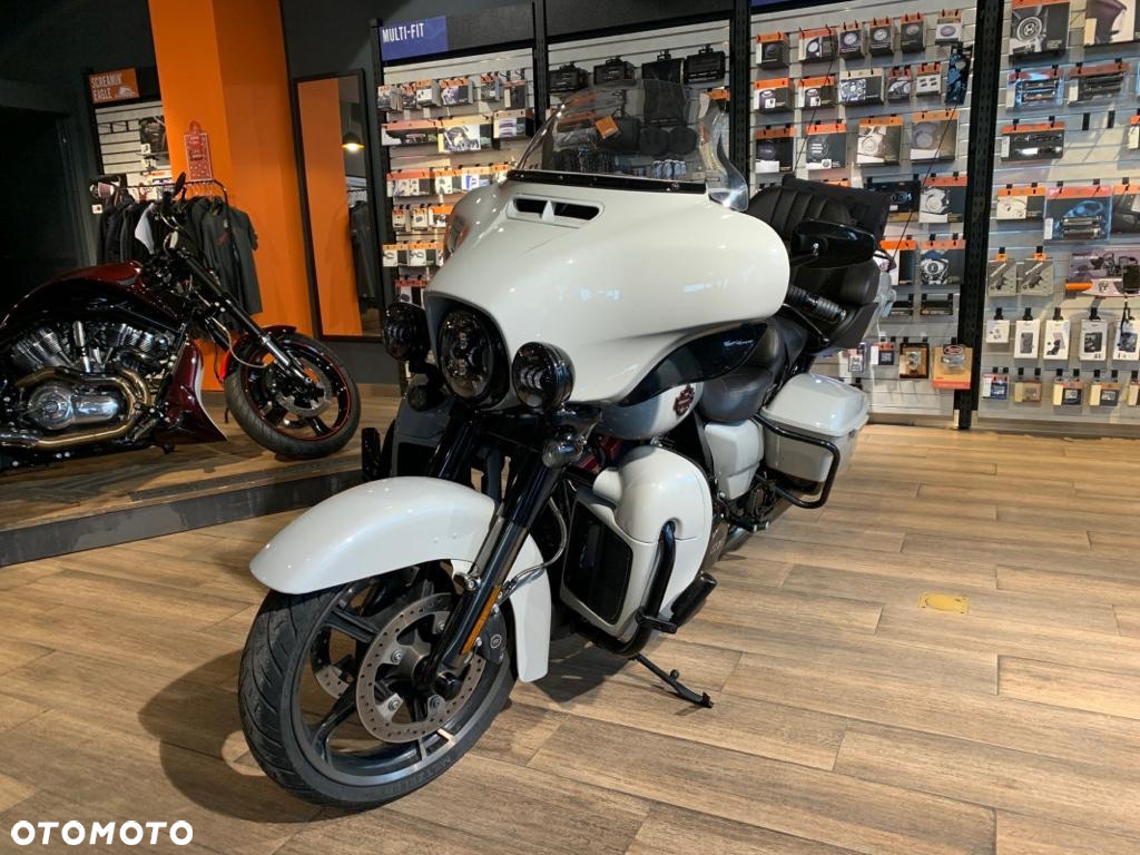 Harley-Davidson FLHTCU Ultra - 6