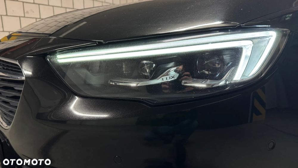 Opel Insignia - 10