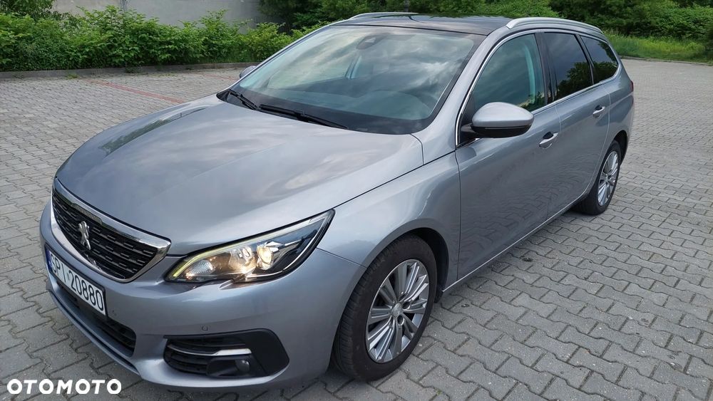 Peugeot 308 SW 1.2 PureTech Allure S&S - 2