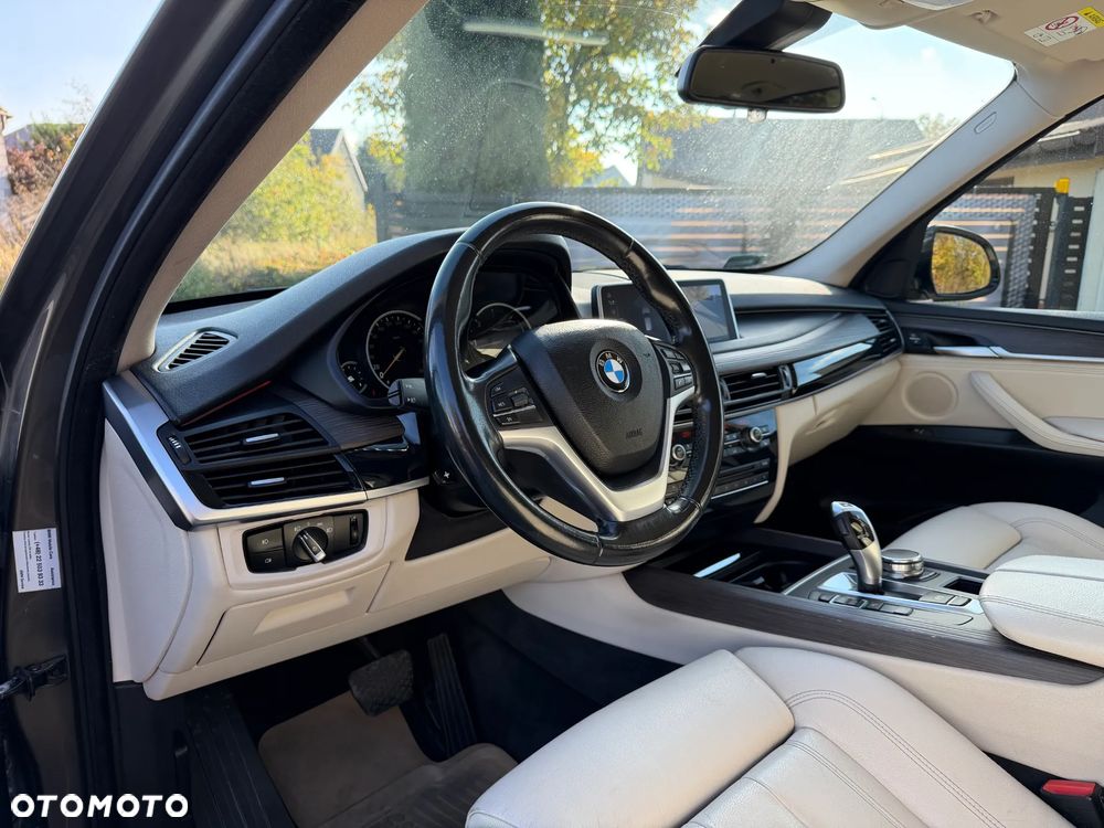 BMW X5 xDrive25d - 11