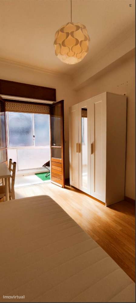 Quarto - localizado em Lisbon - Grande imagem: 4/19