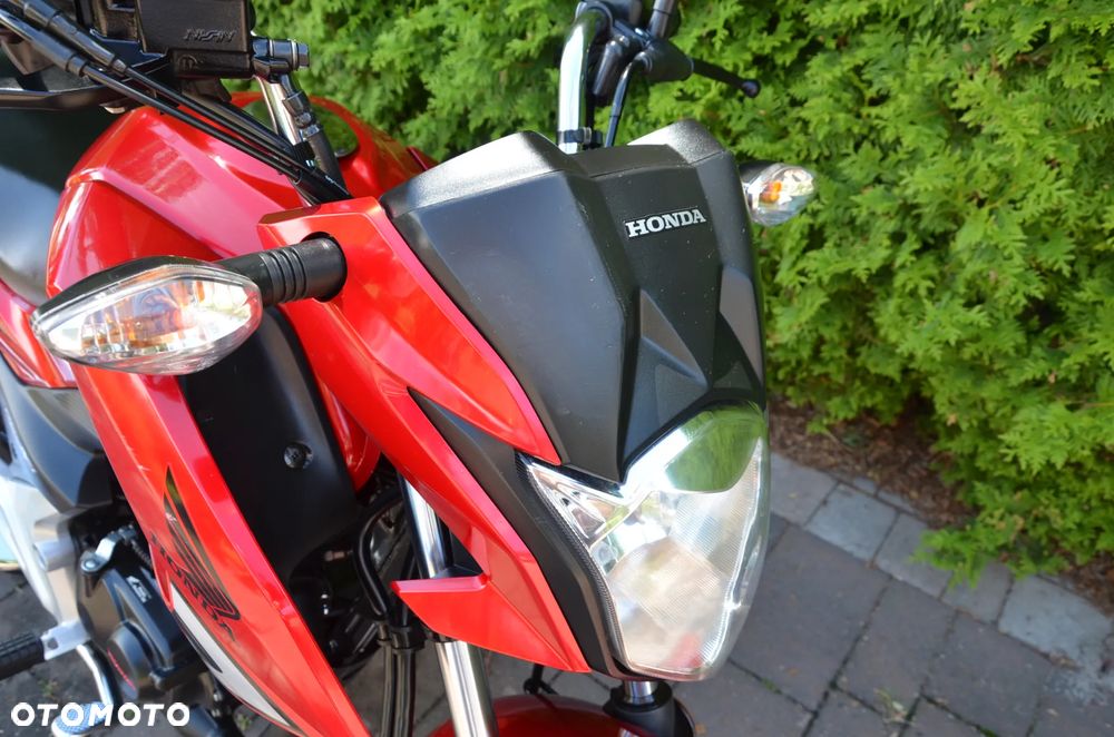 Honda CBF - 22