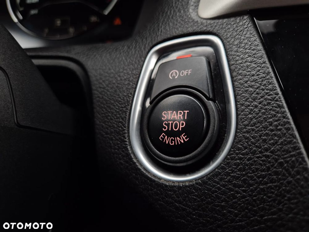 BMW Seria 1 116i - 16