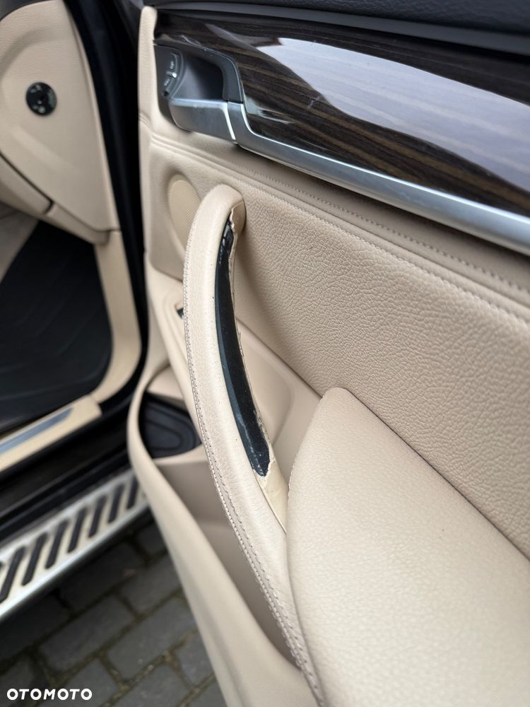 BMW X6 xDrive40d - 25