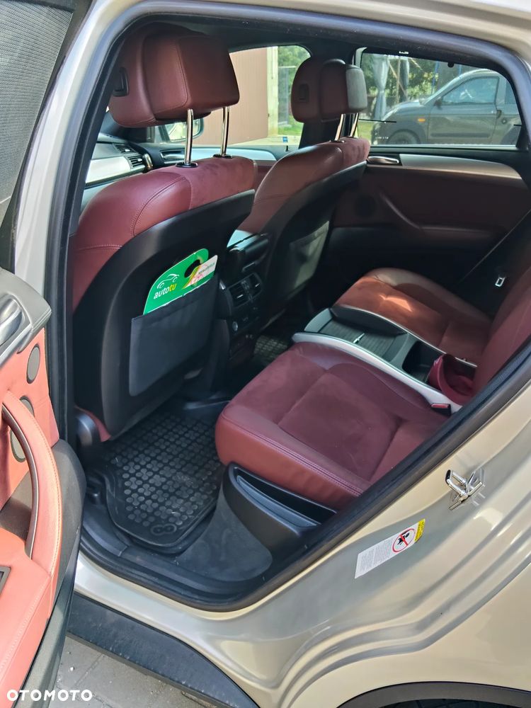 BMW X6 50i xDrive - 6