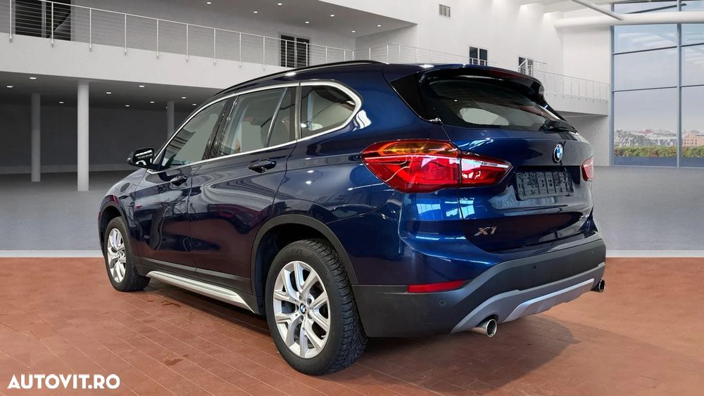 BMW X1 xDrive18d xLine - 4