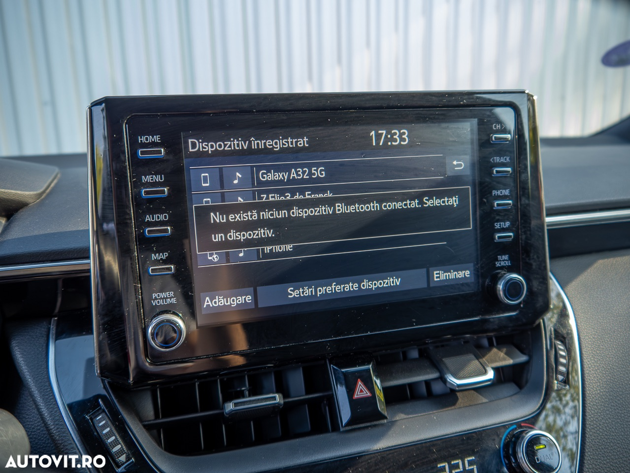 Toyota Corolla 1.8 HSD Business - 36