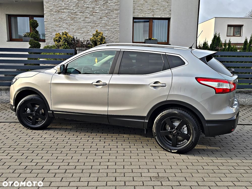 Nissan Qashqai 1.5 dCi 360 - 18
