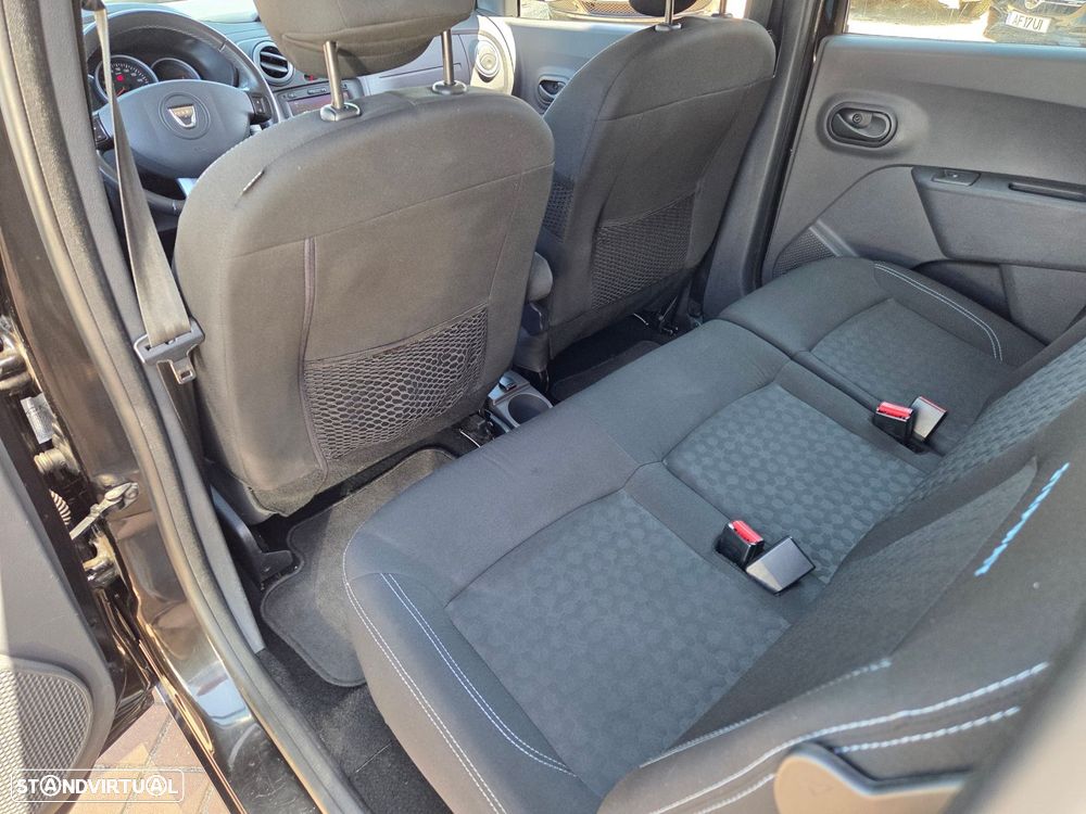 Dacia Lodgy 1.2 TCe Confort 7L - 32