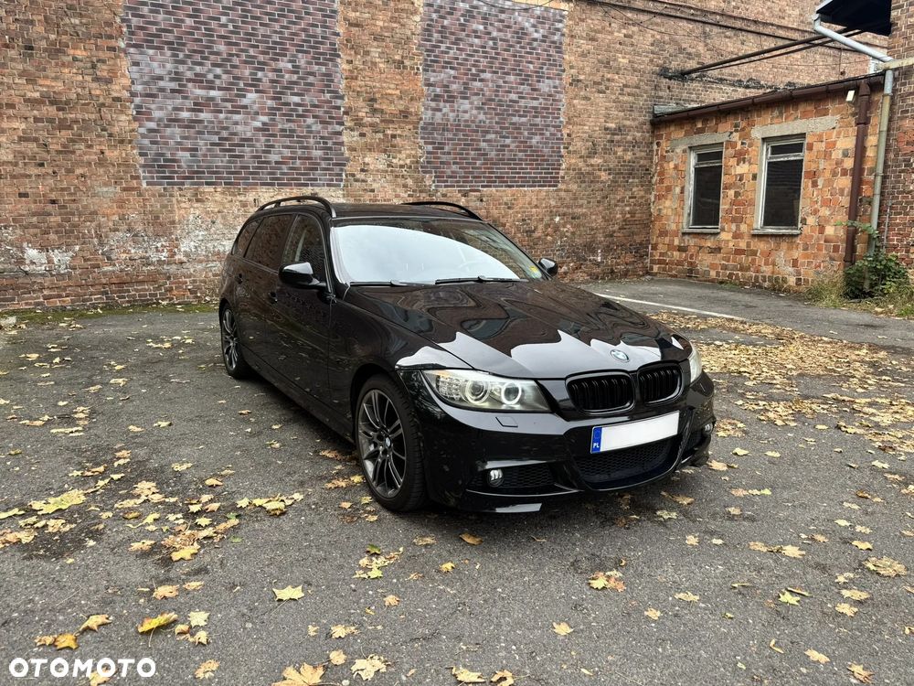 BMW Seria 3 320i - 1
