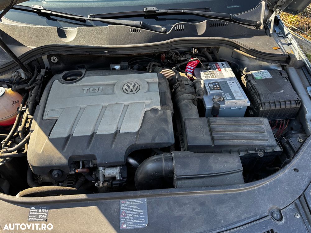 Volkswagen Passat 2.0 TDI Highline - 19