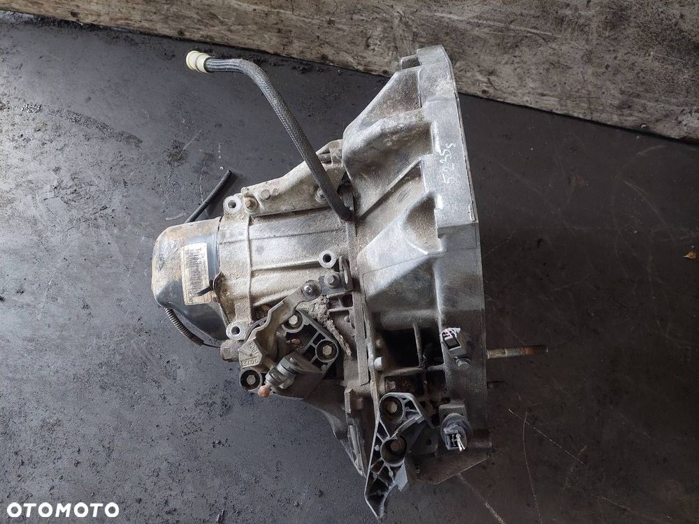 SKRZYNIA BIEGÓW DACIA SANDERO I 1.5 DCI JR5351 - 5