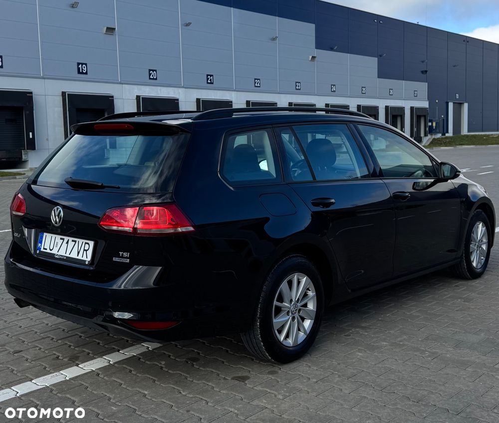 Volkswagen Golf - 10