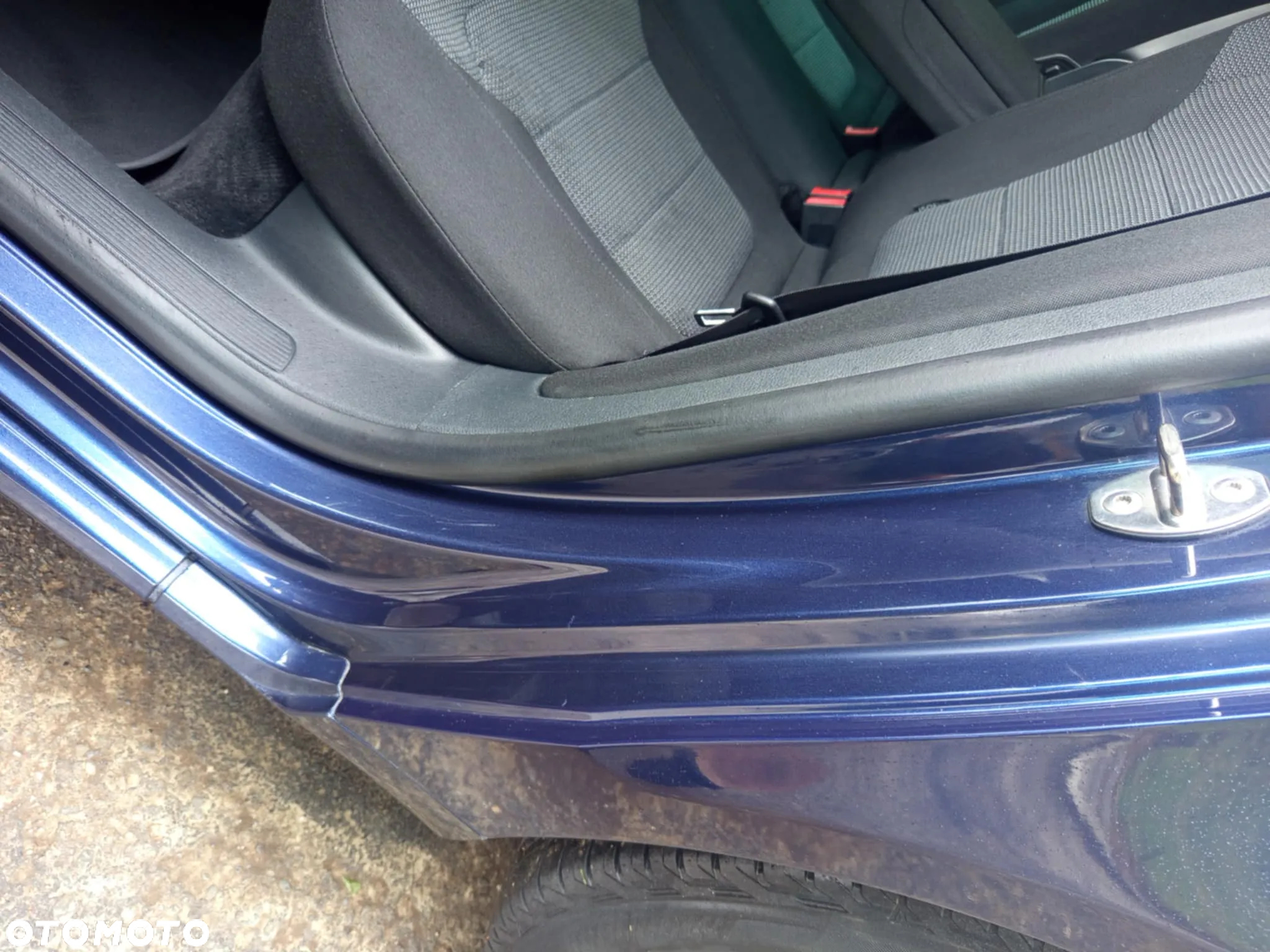 Volkswagen Passat 2.0 TDI Comfortline - 14