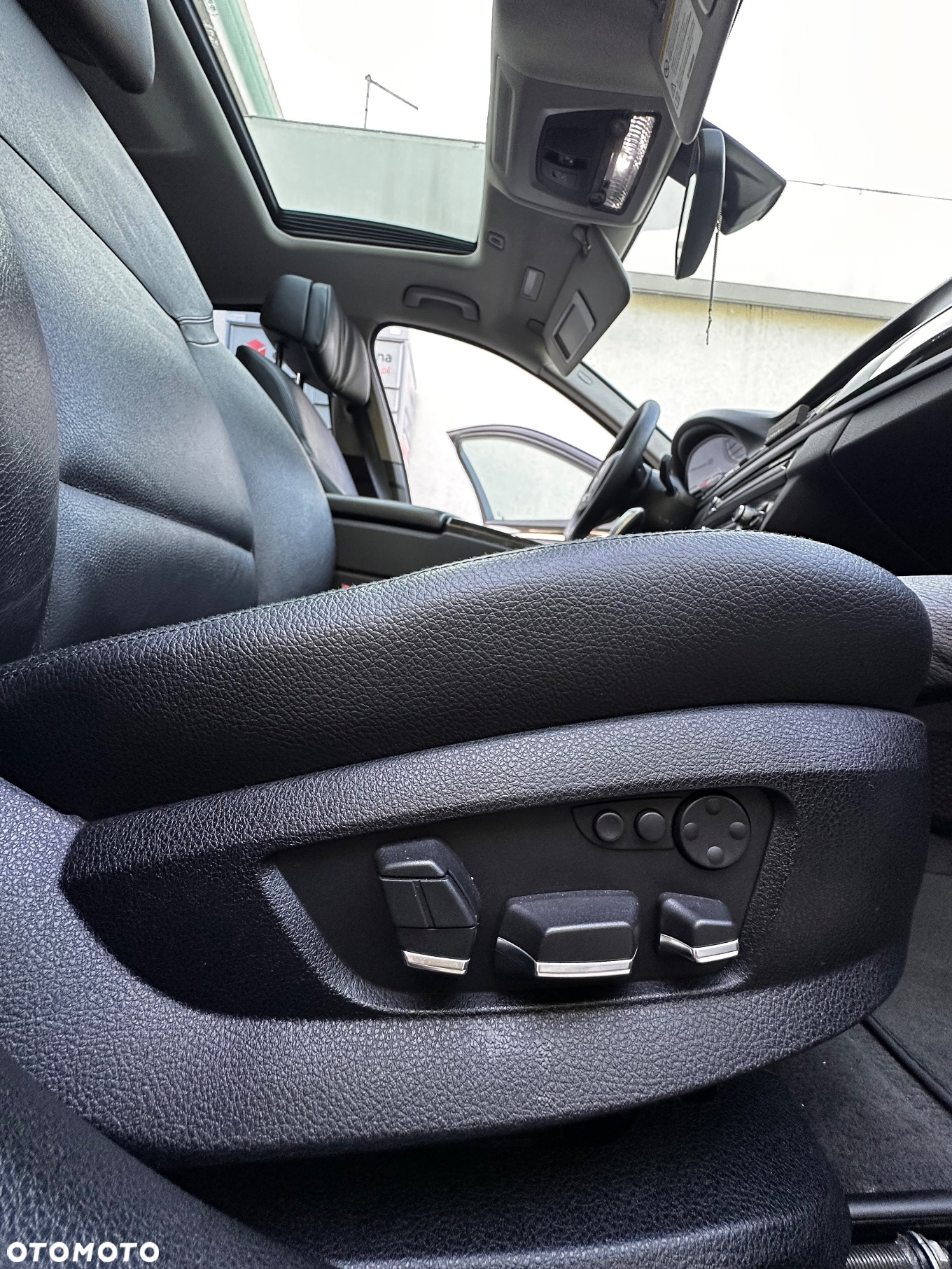 BMW Seria 5 530d xDrive - 24