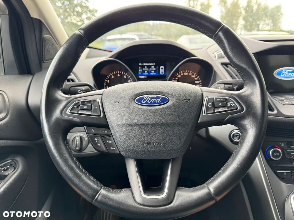 Ford Kuga 1.5 EcoBoost 2x4 Titanium - 22