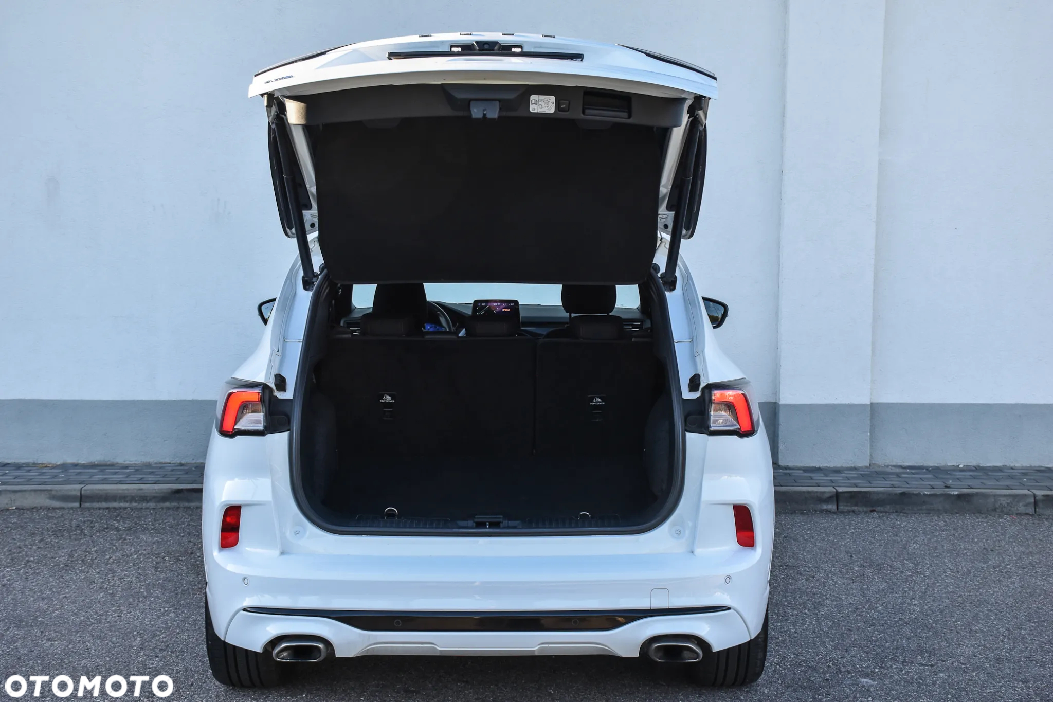 Ford Kuga 2.0 EcoBlue 4x4 ST-LINE X - 37