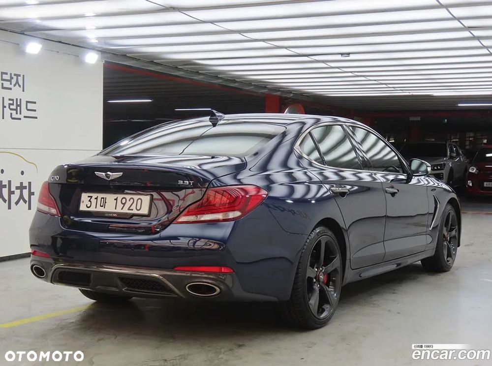 Genesis G70 - 5
