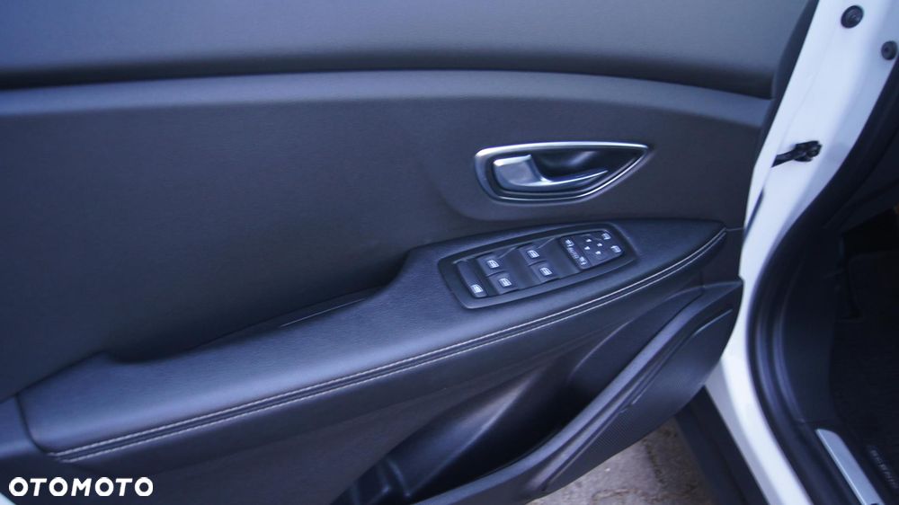 Renault Grand Scenic - 13