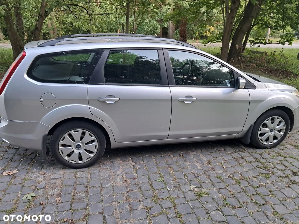 Ford Focus - 8