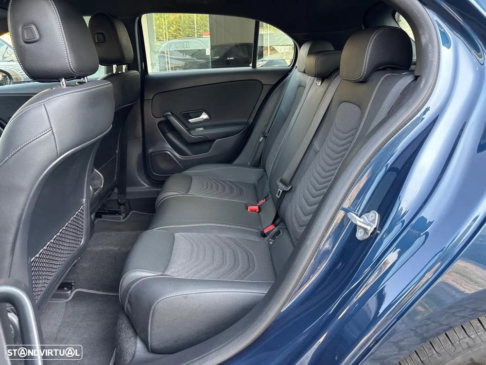 Mercedes-Benz A 250 — fotografia 10