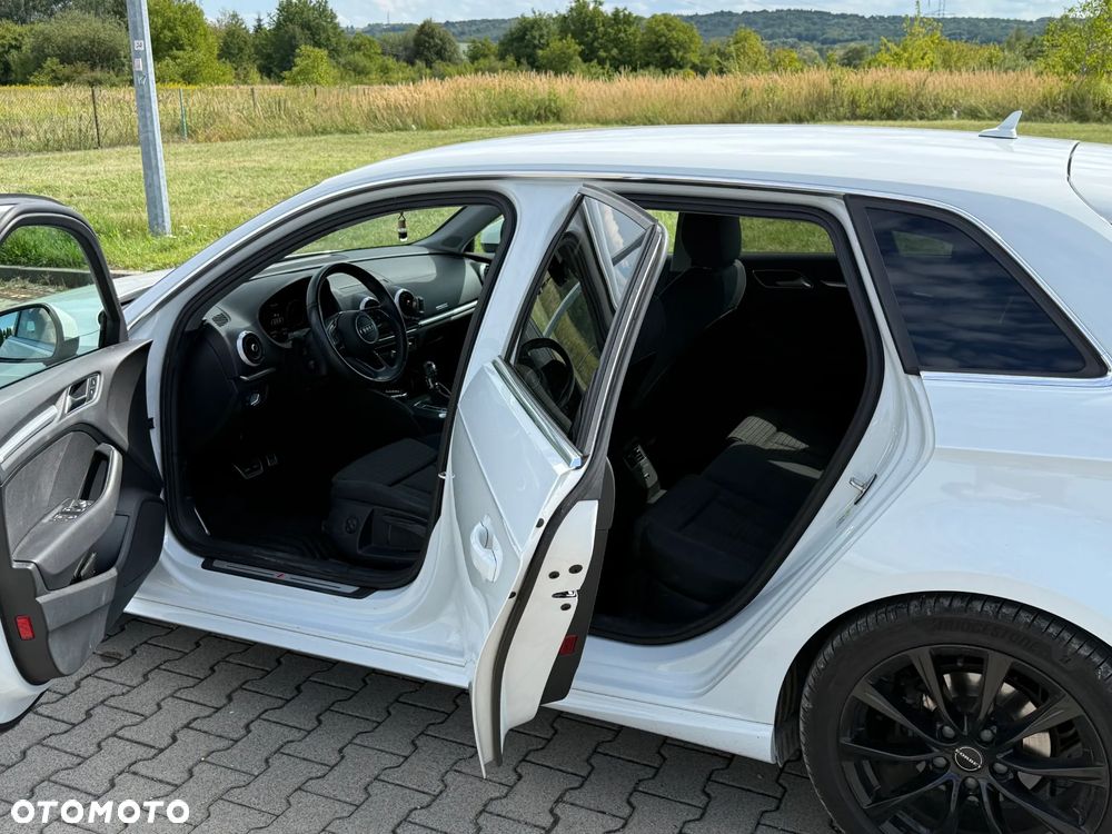 Audi A3 Sportback 1.5 TFSI Sport S tronic - 5
