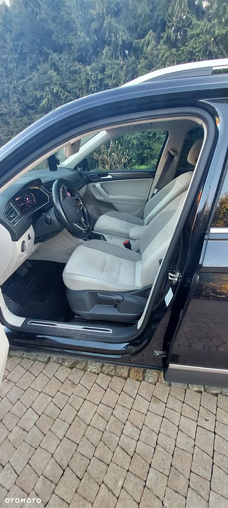 Volkswagen Tiguan Allspace 2.0 TDI 4Mot Elegance DSG - 2