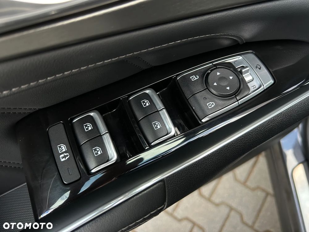 Kia Sorento - 12